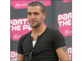 Video premiere: Shayne Ward Gotta Be Somebody