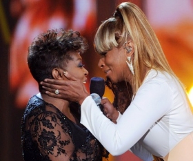 2011 BET Awards: Mary J. Blige Debuts new song Ft DJ Khaled